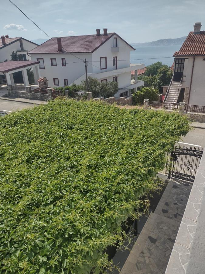 Apartments Vita Novi Vinodolski Buitenkant foto