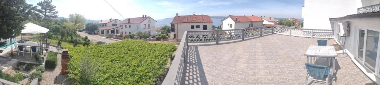 Apartments Vita Novi Vinodolski Buitenkant foto