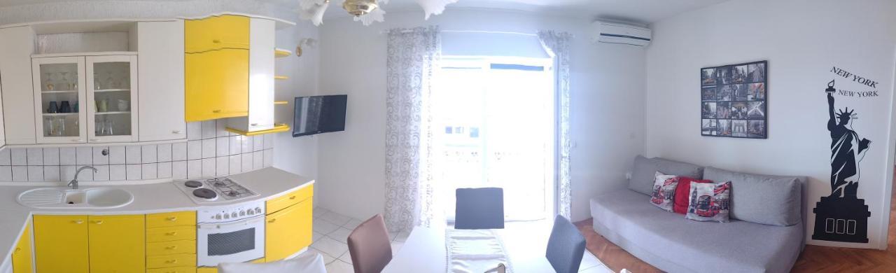 Apartments Vita Novi Vinodolski Buitenkant foto