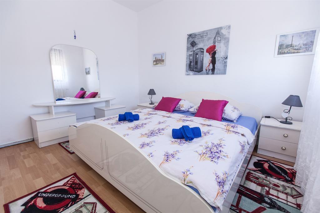 Apartments Vita Novi Vinodolski Kamer foto