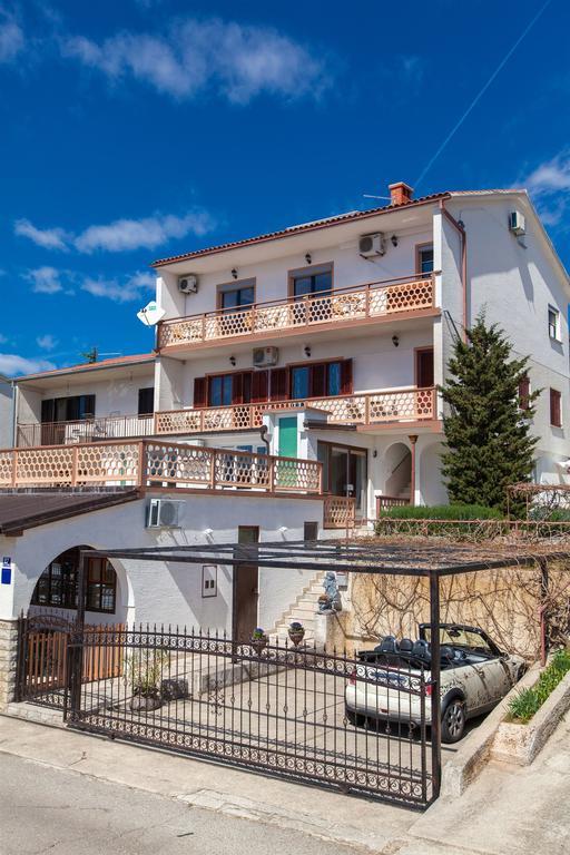 Apartments Vita Novi Vinodolski Kamer foto